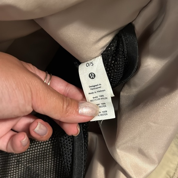 Lululemon clean lines Tote bag - Picture 8 of 8